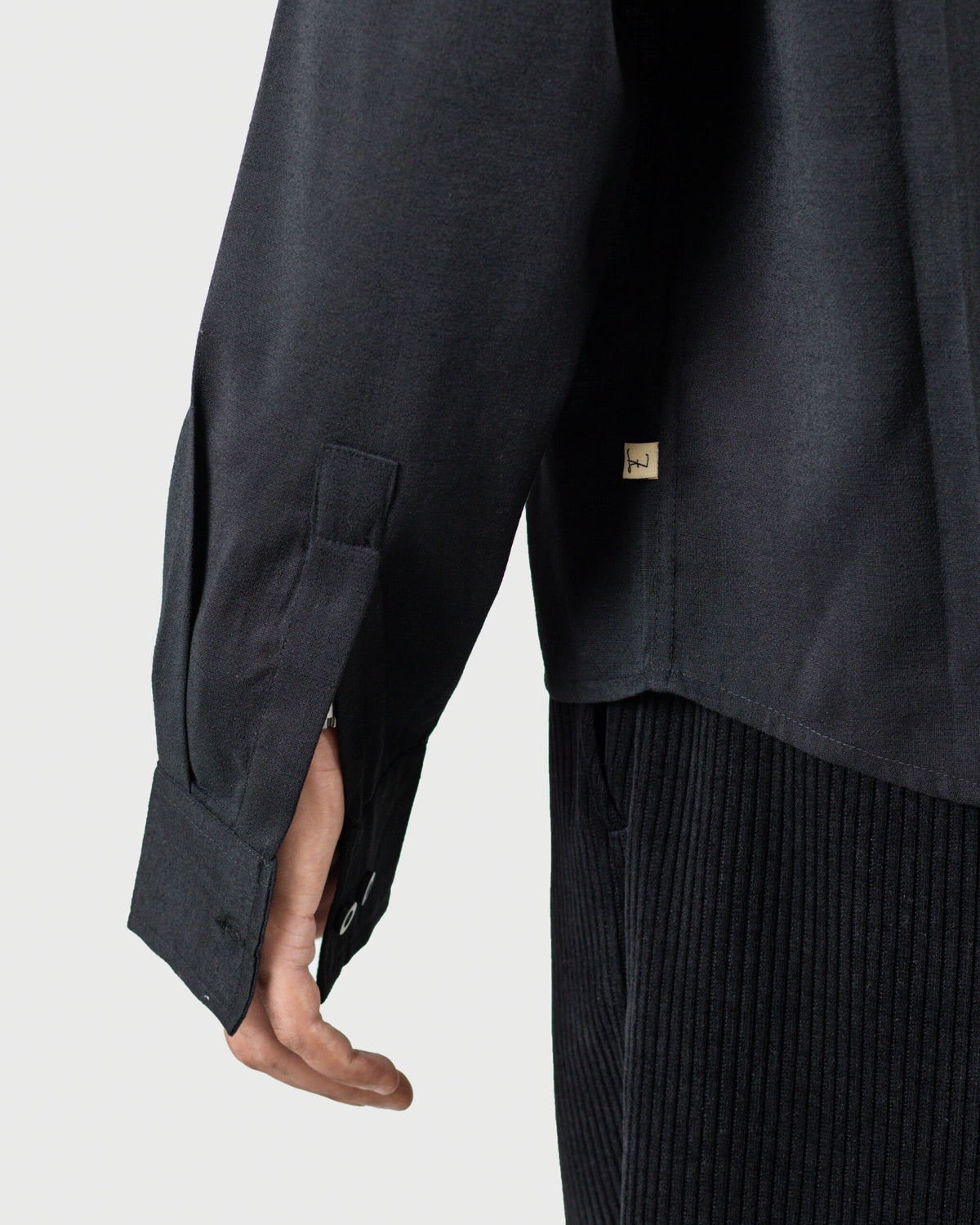The Frame - Men's Black Linen Viscose Boxy Shirt - Relaxed Fit Smart Casual Shirt